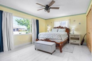 3 chambres, fer et planche à repasser, Wi-Fi, draps fournis