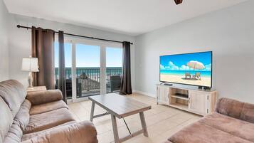 Smart TV, DVD player