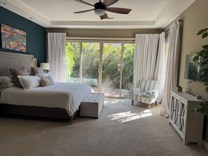 4 bedrooms, desk, iron/ironing board, free WiFi - Snowbird Oasis: Luxe 4-Bed Palm Springs Retreat with Pool, Views & Casita- (Palm Springs)