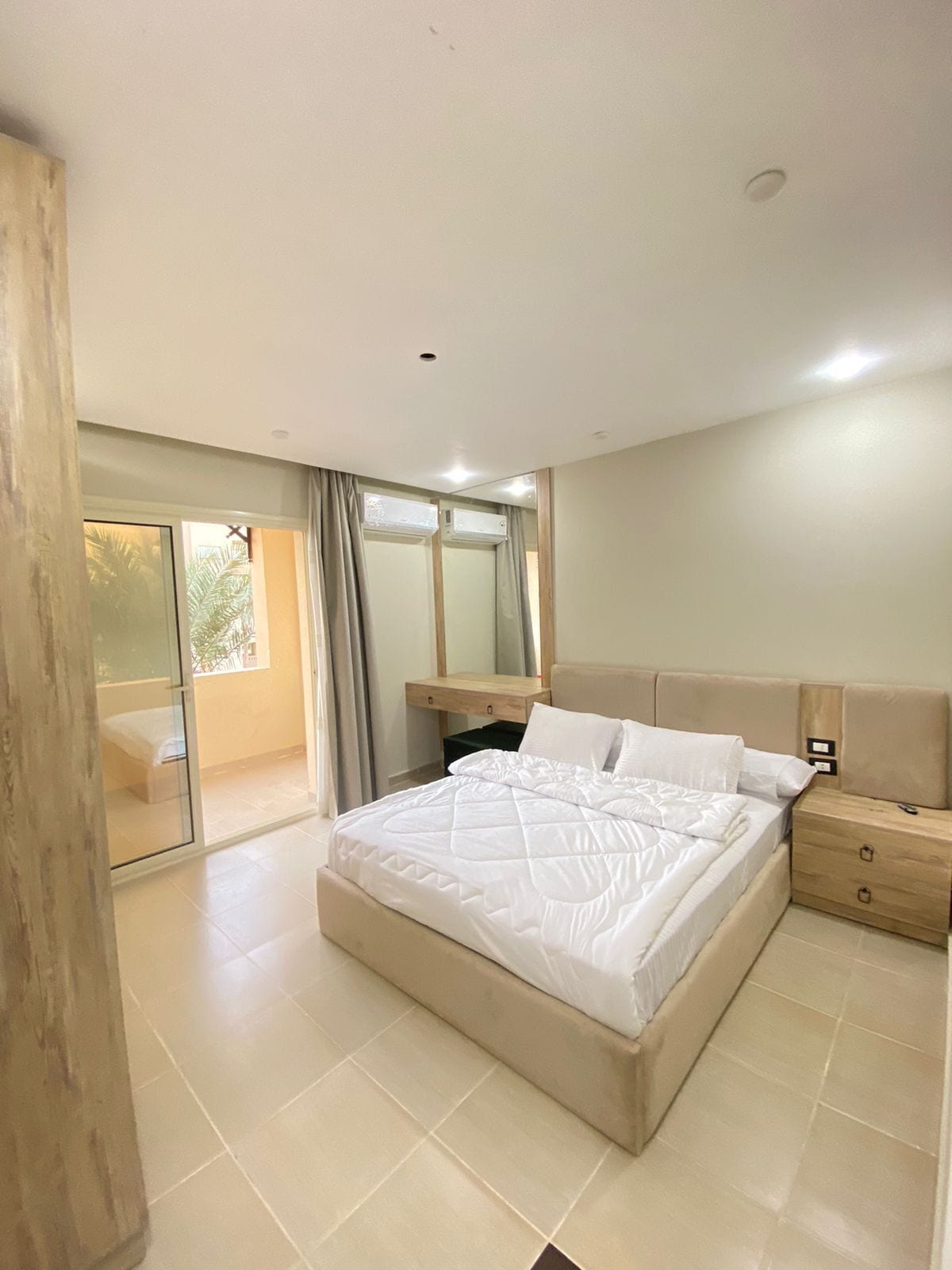 Basic Studio, Pool View | Laptop workspace, free WiFi