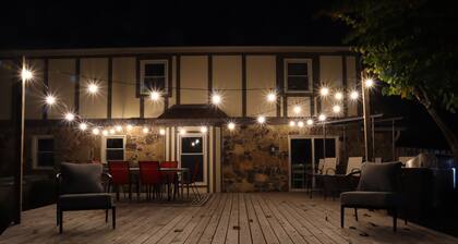 Updated 4 BR Home, Pool, Hot Tub, Game Room