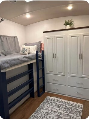 2 chambres, Wi-Fi gratuit, draps fournis