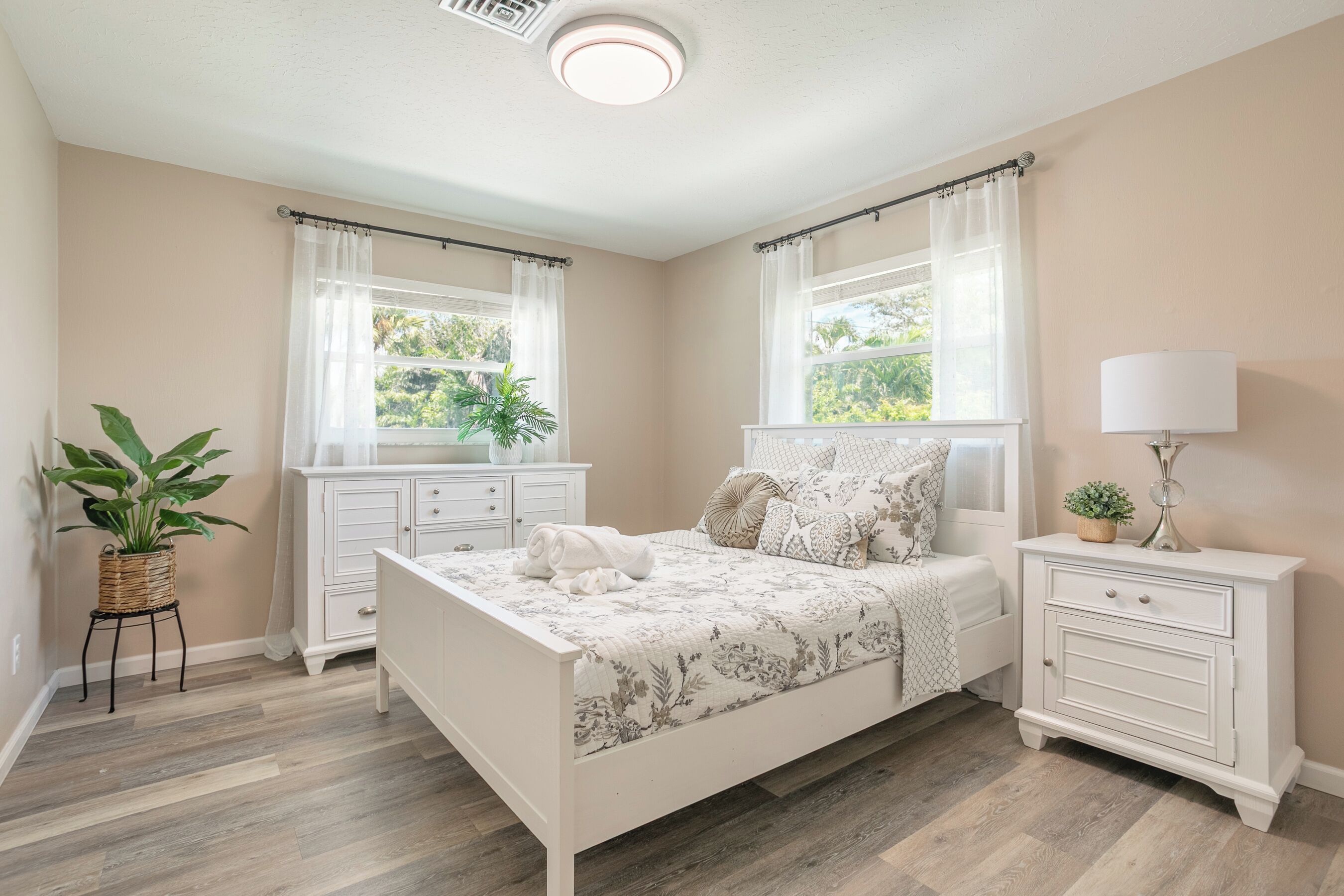 3 Schlafzimmer, Bügeleisen/Bügelbrett, WLAN, Bettwäsche