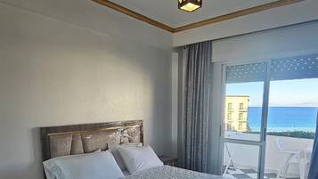 3 chambres, accĂšs Internet, draps fournis