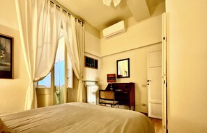 1 bedroom, iron/ironing board, travel cot, WiFi