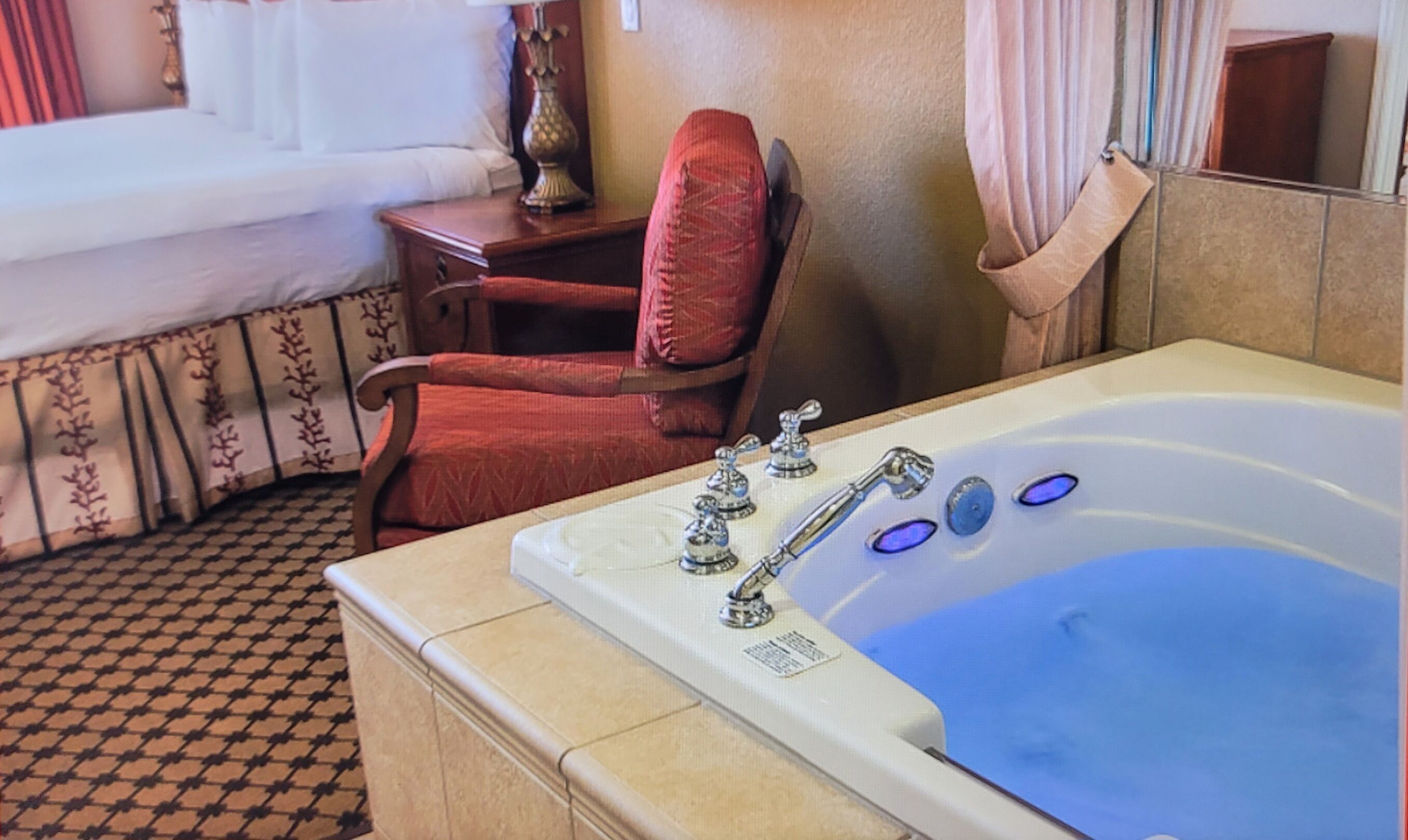 1 slaapkamer, een strijkplank/strijkijzer, wifi, beddengoed