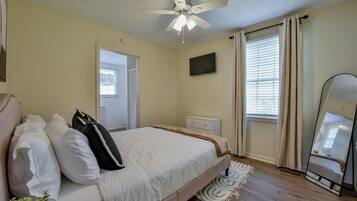 2 soveværelser, skrivebord, gratis Wi-Fi, sengetøj