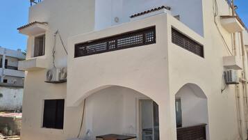 Room, 1 Bedroom, Accessible, Smoking | Front of property