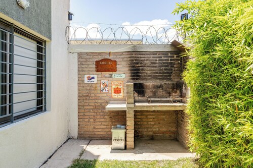 Grill - WiFi 100 MB - Garage - Air - Cable TV