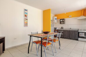 Dining - Grill - WiFi 100 MB - Garage - Air - Cable TV (San Rafael)