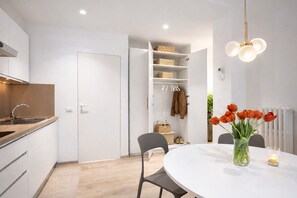 40-inch Smart TV with digital channels, Netflix, streaming services - Casa Flaminia (Rome)