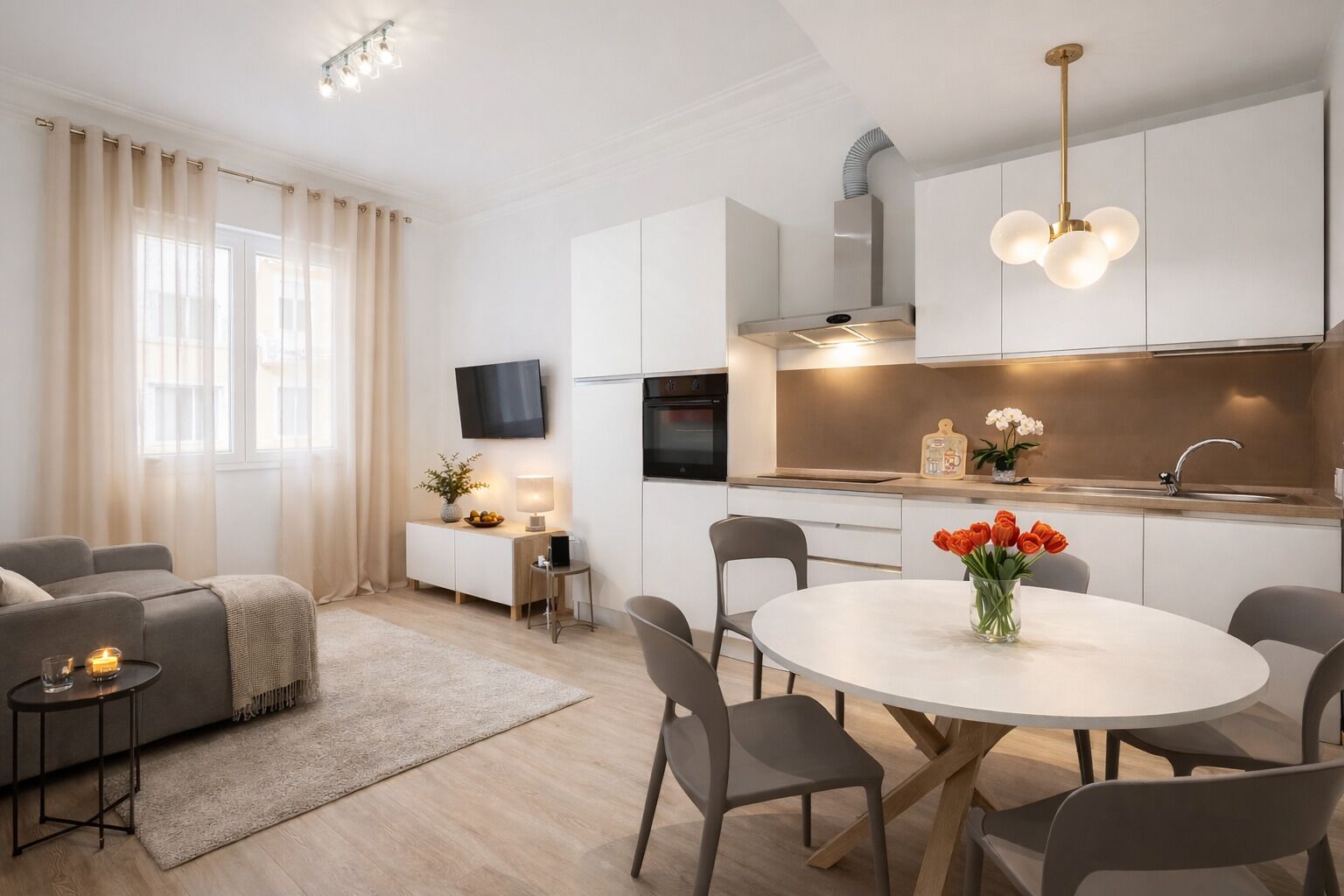 تلفزيون ذكي، برامج وأفلام نتفليكس، خدمات بث