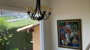 Suíte estúdio superluxo, sacada, vista para o mar | Cofres nos quartos, cortinas blackout, quartos à prova de som