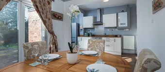 Stylish 3BR House | Perfect for Contrators & Extended Stays