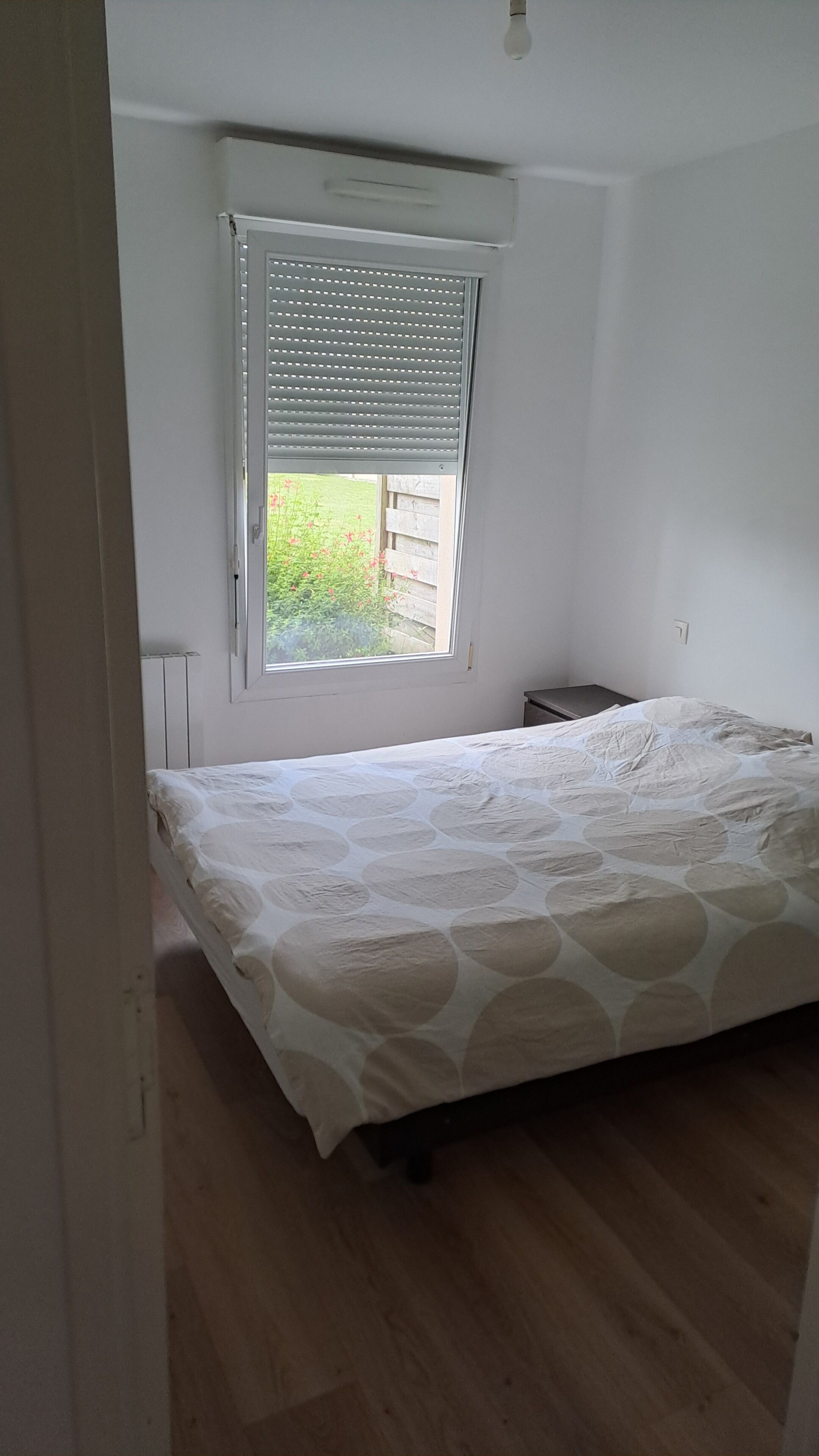 1 bedroom, internet, bed sheets