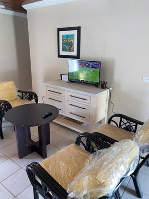 Interior - Manoah #2 - Place of Rest (Mangrove Cay)