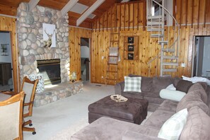 Télévision, chemin ée