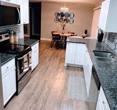 Cozy 3-bedroom home just minutes away from Mets stadium.