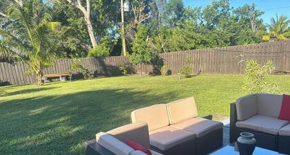 Cozy 3-bedroom house with AC/Wifi in Port St. Lucie, Florida