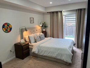 1 غرفة نوم ومكواة/لوح كي وواي فاي وملاءات أسرّة