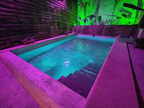 Hotel Termal Caseros (Rooms with thermal bath) Central area, with breakfast