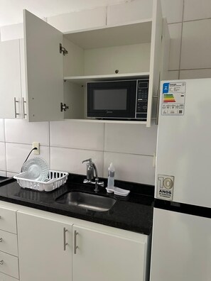 Private kitchen - Cozy Apartment in AC (Serra)