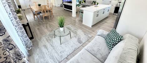 تلفزيون ذكي