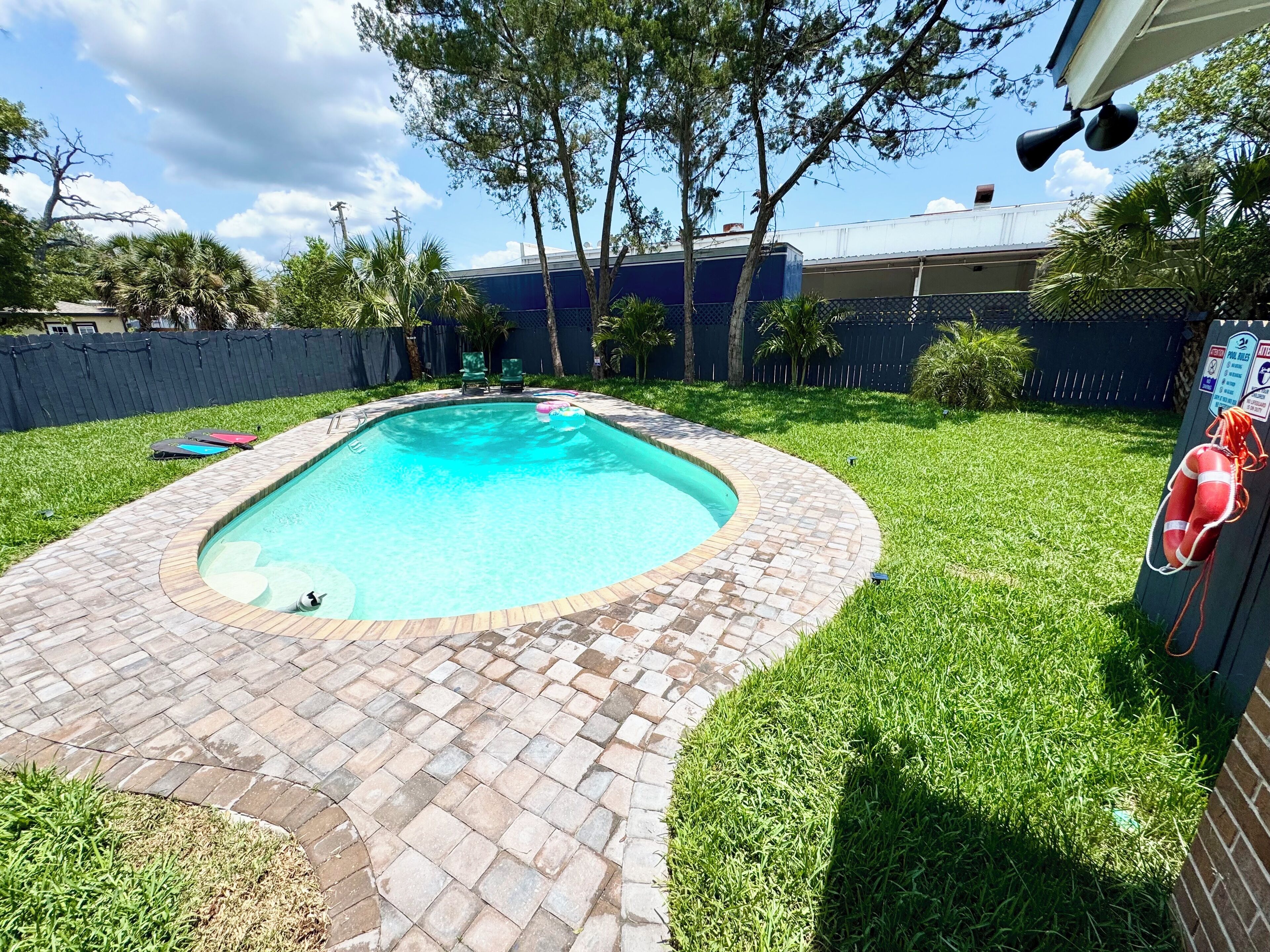 Piscine extérieure
