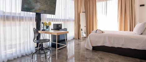 1 chambre, coffres-forts dans les chambres, bureau