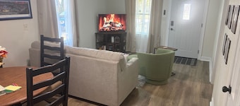 Close to KU & Mass, ample off street parking, all on one level!