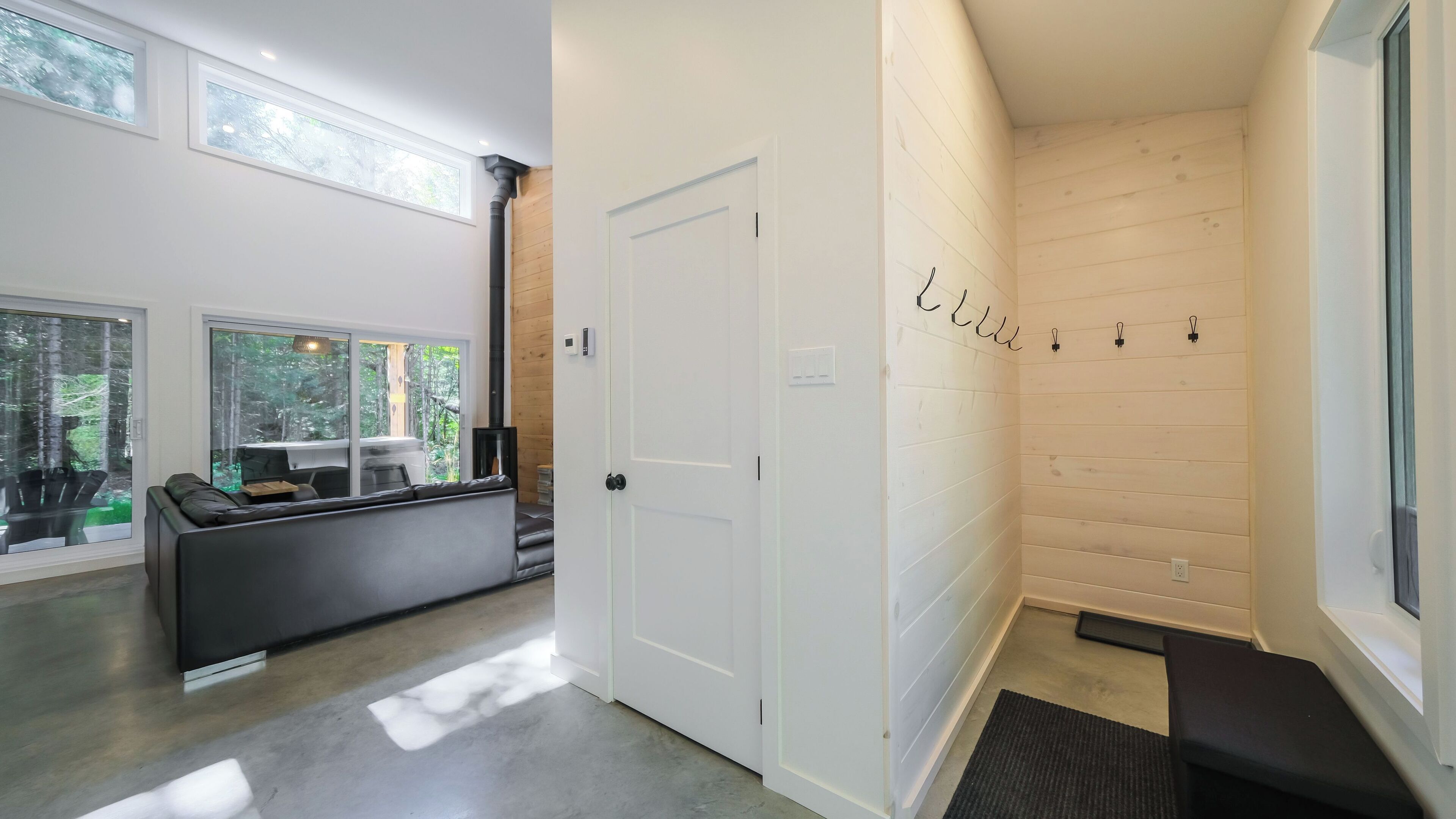 المنشأة من الداخل