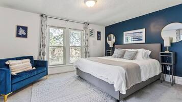 4 chambres, fer et planche à repasser, lit parapluie, Wi-Fi gratuit