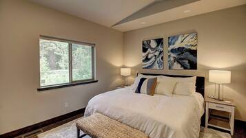 4 bedrooms, iron/ironing board, travel crib, WiFi