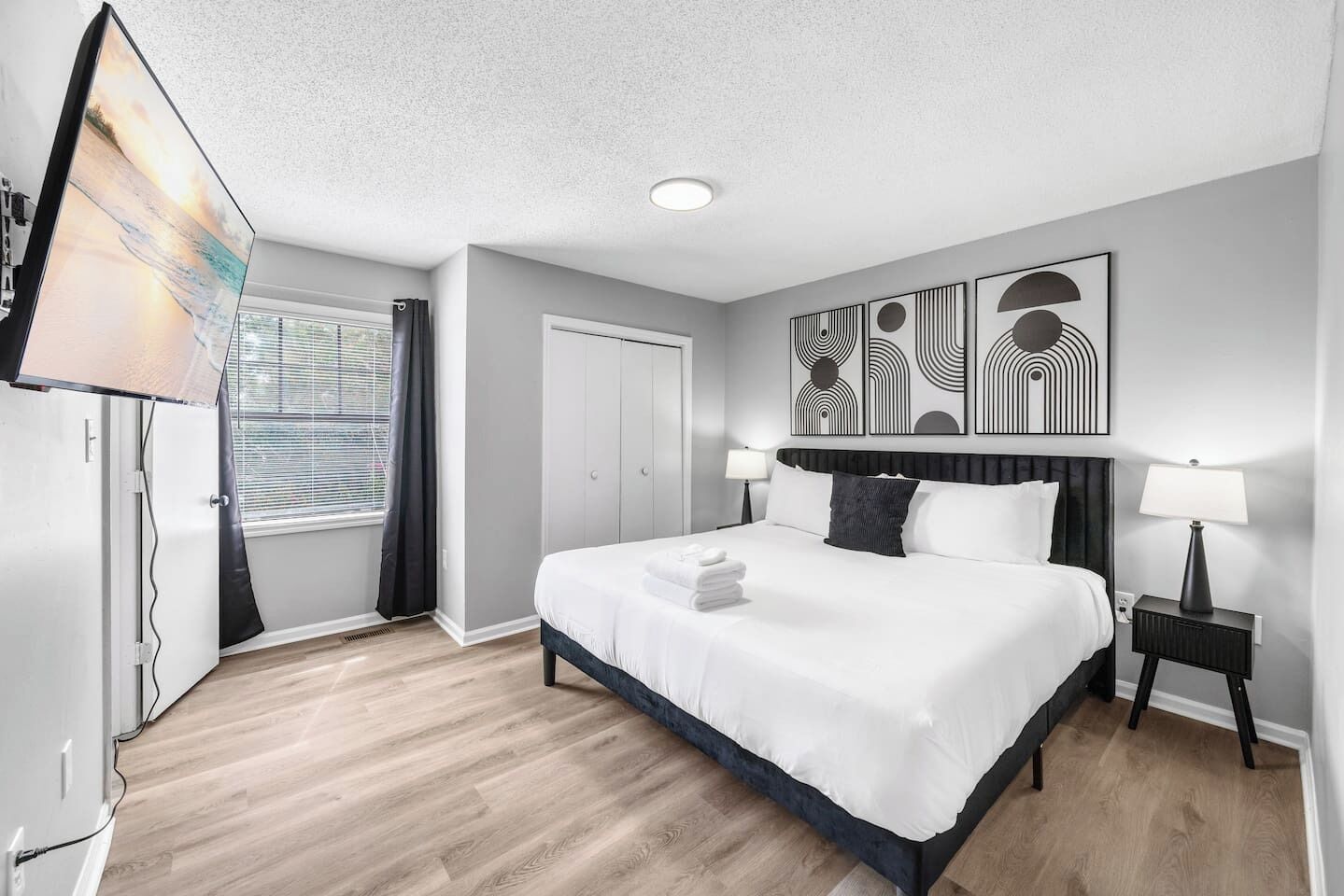 3 habitaciones, tabla de planchar con plancha y wifi gratis 