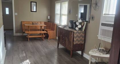 Shady Lane Cottage is a nice 2-bedroom house with AC in charming Redfield.