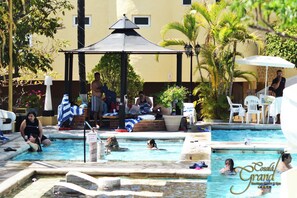 Indoor pool, 4 outdoor pools