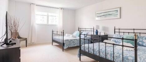 2 Schlafzimmer, Bügeleisen/Bügelbrett, Internetzugang, Bettwäsche