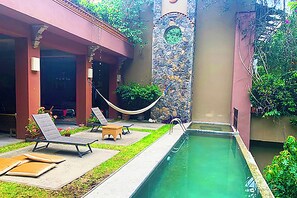 Piscine extérieure, piscine chauffée