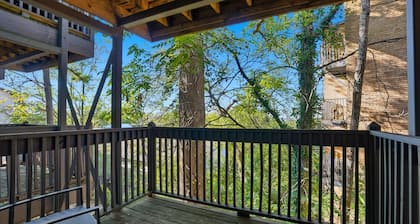 Charming 2-bedroom apartment close to UAB Hospital