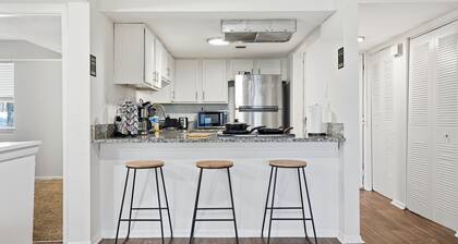 Charming 2-bedroom apartment close to UAB Hospital