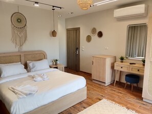 Executive Double Room, Terrace, Garden View