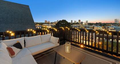 Skyline House on the Hill - Downtown Milwaukee