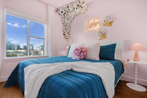 3 bedrooms, desk, free WiFi, bed sheets