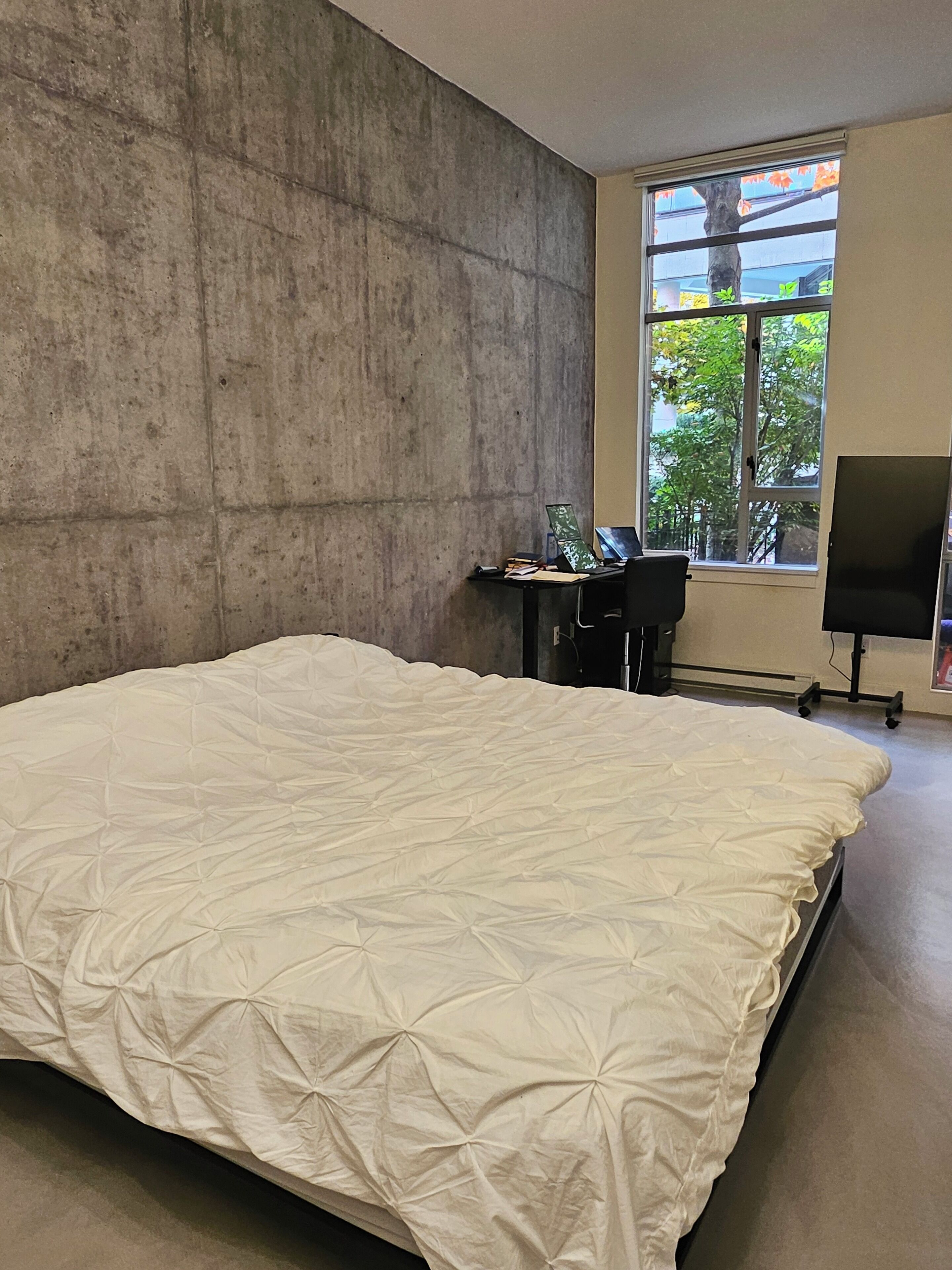 1 bedroom, internet, bed sheets