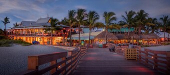 Flamingo Paradise 3 bedroom house