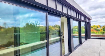 Penthouse 3-bedroom apartment with AC in Ancoats Manchester