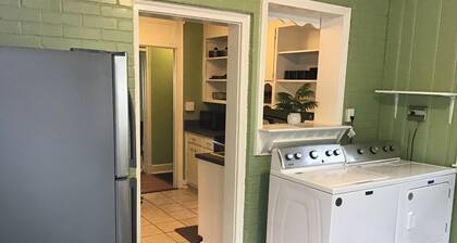 Enjoyable house with AC in Augusta - 2 bedrooms, perfect getaway.