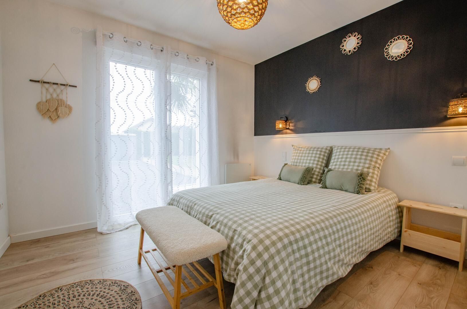 3 bedrooms, travel cot, free WiFi