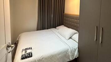 Room, 2 Bedrooms, Balcony, Pool View | 2 bedrooms