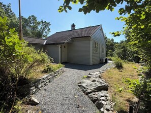 Exterior - Charming sea view (Vestland)